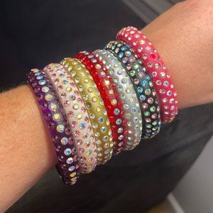 7 piece rhinestone bangle set!